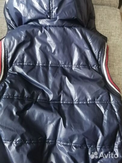 Жилетка для мальчика 128,134 размер