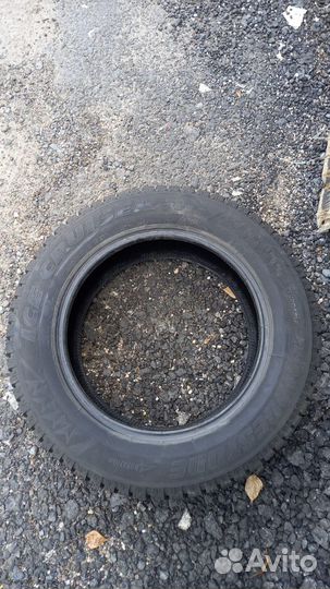 Bridgestone Ice Cruiser 7000 185/65 R15 88