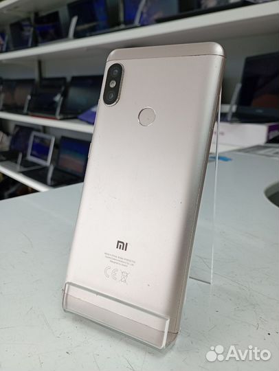 Xiaomi Redmi Note 5, 4/64 ГБ
