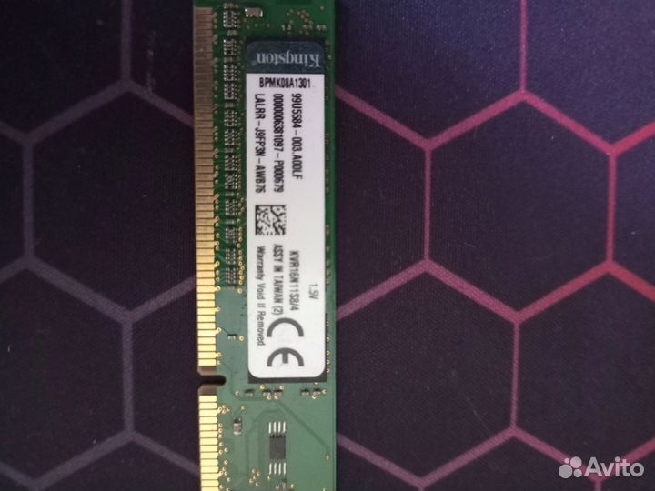 Материнская плата с процессором и памятью