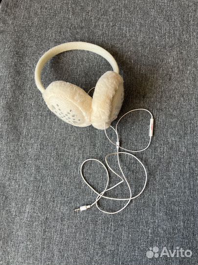 Зимние наушники музыкальные