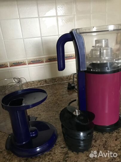 Соковыжималка шнековая