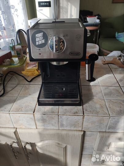 Кофемашина рожковая delonghi новая
