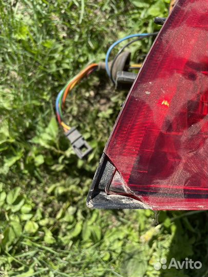 Задний левый фонарь priora