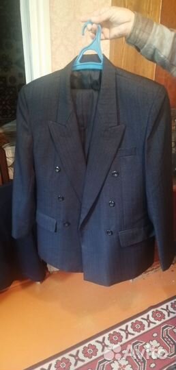 Костюм мужской