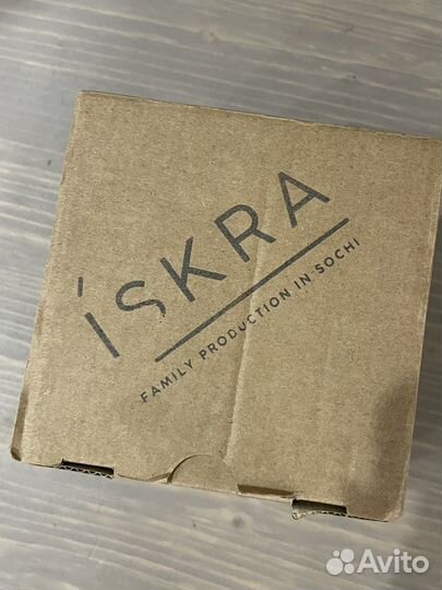 Подарочная свеча Iskra Sochi с запахом Попкорна