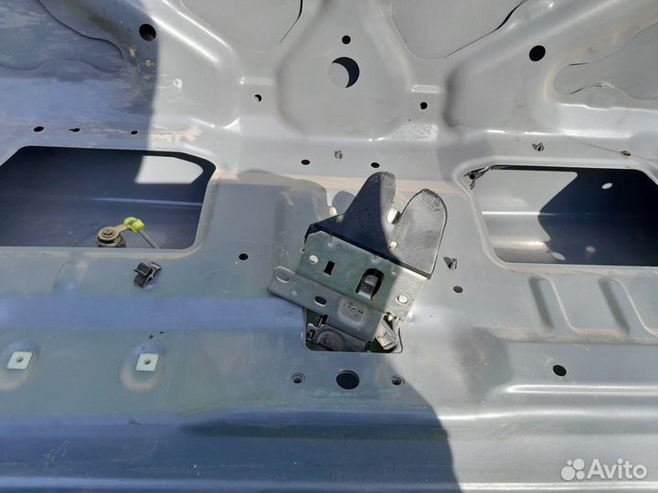 Крышка багажника mitsubishi galant 8