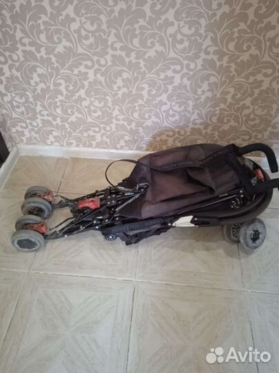 Прогулочная коляска Maclaren Quest