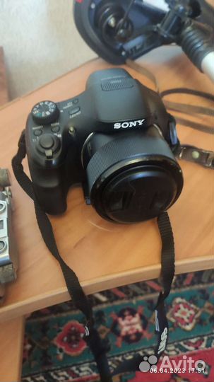 Цифровой профессиональный фотоаппарат