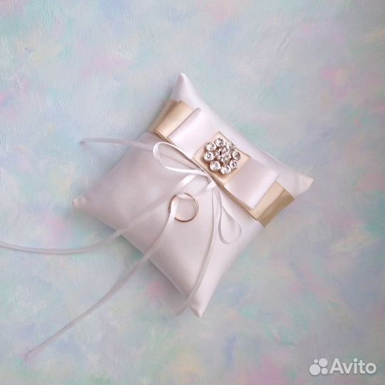 Подушка для обручальных колец