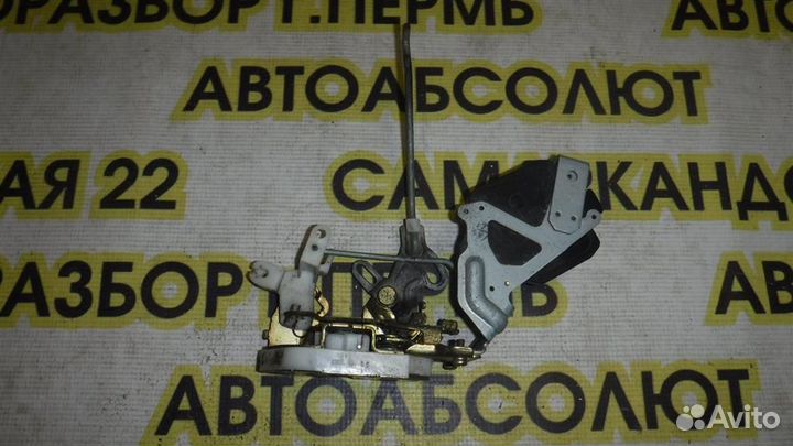 Замок двери передней правой Mitsubishi Pajero III