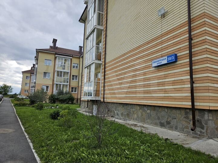 1-к. квартира, 37,1 м², 1/3 эт.