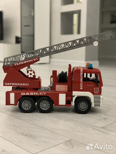 Пожарная машина bruder