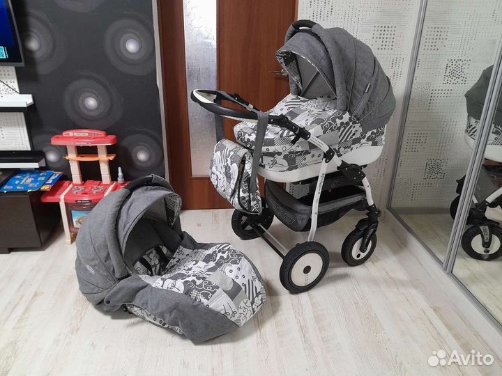 Коляска zippy 2 в 1