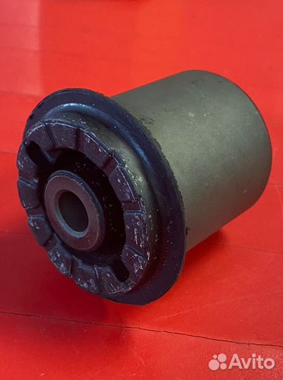 Сайлентблок Mitsubishi Delica