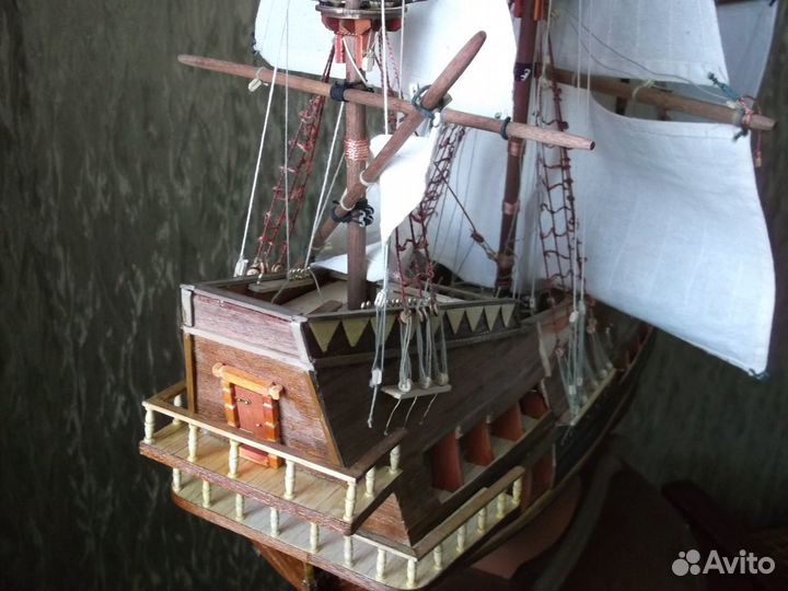 Модель парусника