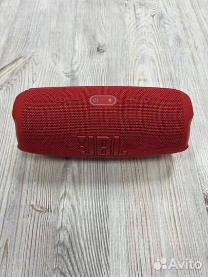 Беспроводная колонка JBL Charge 5 Red