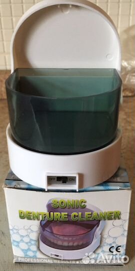 Контейнер для очистки зубных протезов