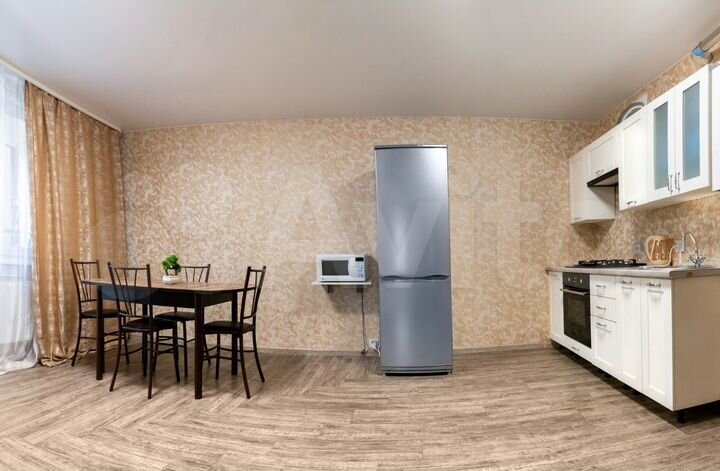 2-к. квартира, 70 м², 4/25 эт.