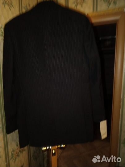 Мужской классический костюм