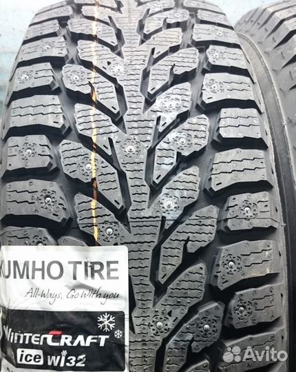 Kumho WinterCraft Ice Wi32 225/55 R17 101T