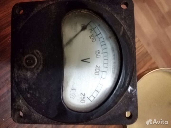 Вольтметр до 250вольт, амперметр, миллиамперметр