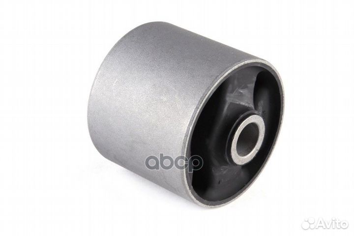 Сайлентблок рычага mitsubishi pajero 00- зад.по