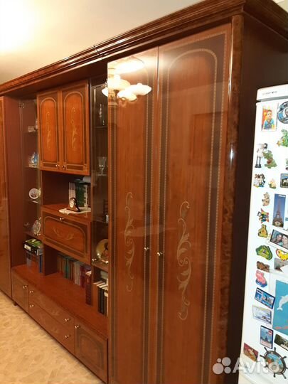 Стенка в гостиную бу