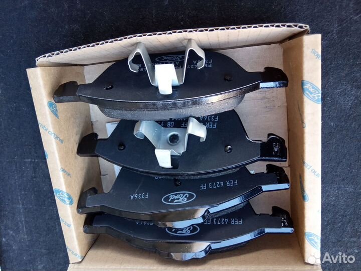 Колодки тормозные Ford 1712024