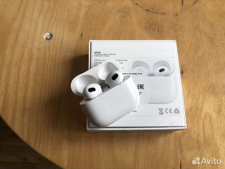 Беспроводные наушники apple airpods 3оригинал бу