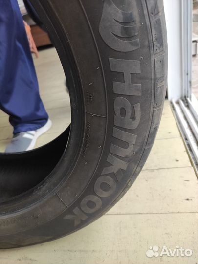 Hankook RoadHandler 225/60 R17