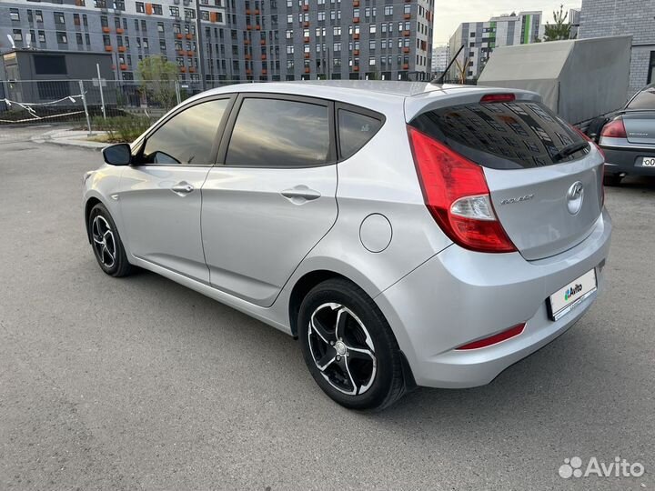 Hyundai Solaris 1.4 AT, 2016, 135 000 км