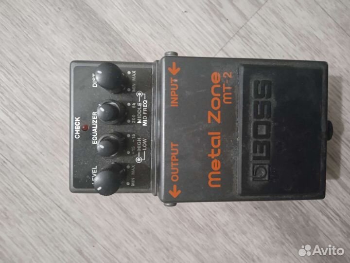 Boss Metal zone MT 2