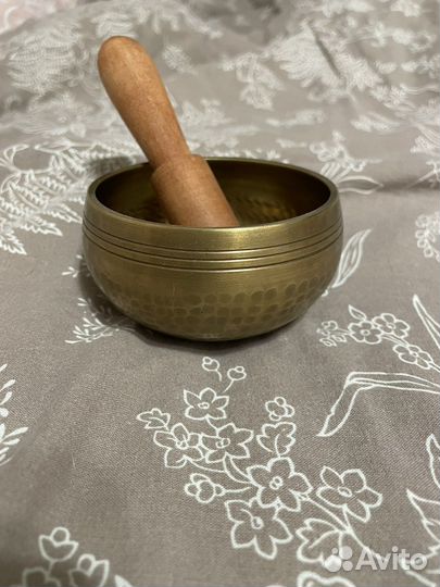 Поющая чаша