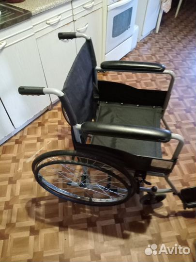 Инвалидная коляска