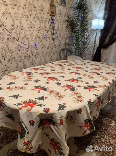 Новогодный скатерть