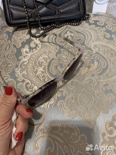 Солнцезащитные очки