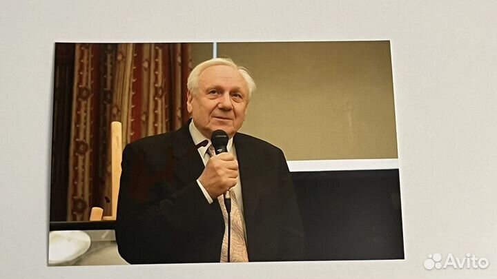 Автограф экс-руководителя ап Сергея Филатова