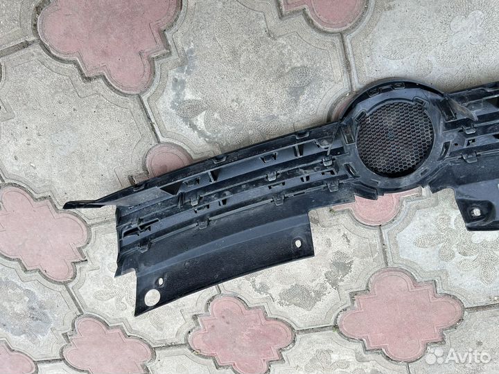 Решетка радиатора volkswagen golf 6