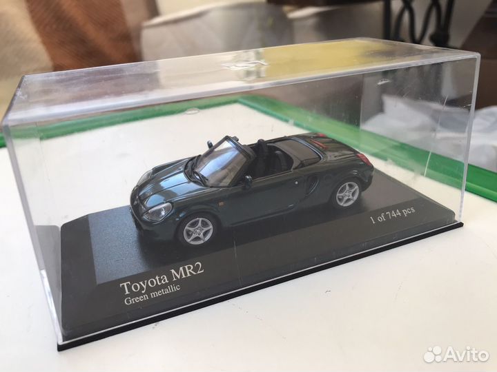 Minichamps 1/43 Toyota MR2