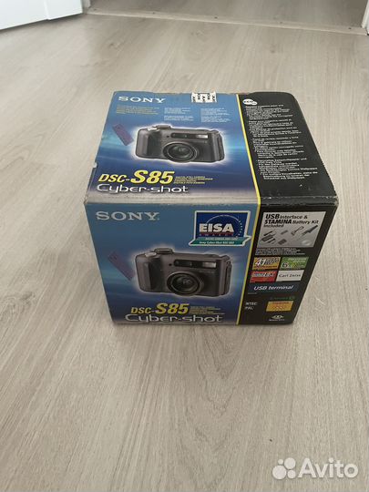 Sony cyber shot dsc-s85