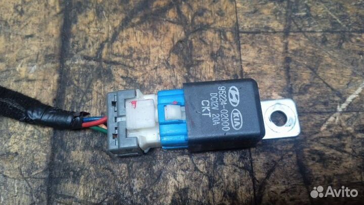 Реле вентилятора отопителя Kia Sorento BL 2009