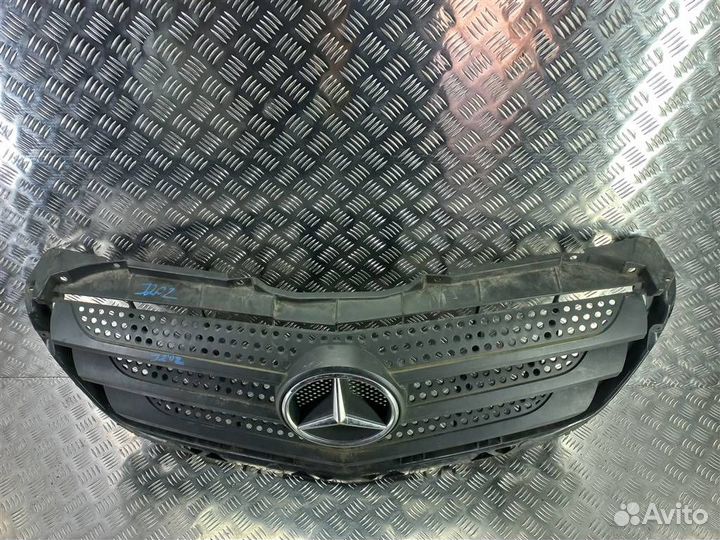 Решетка радиатора Mercedes-Benz Sprinter (906) 20