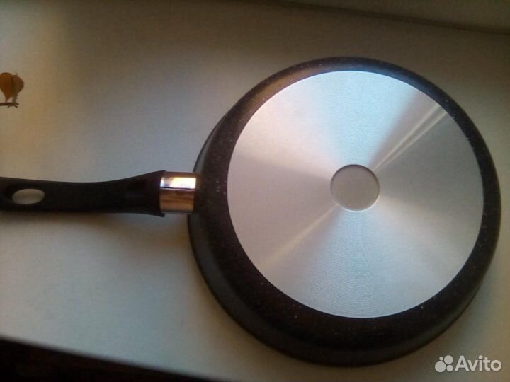 Сковорода новая 26см антиприг.покрытием