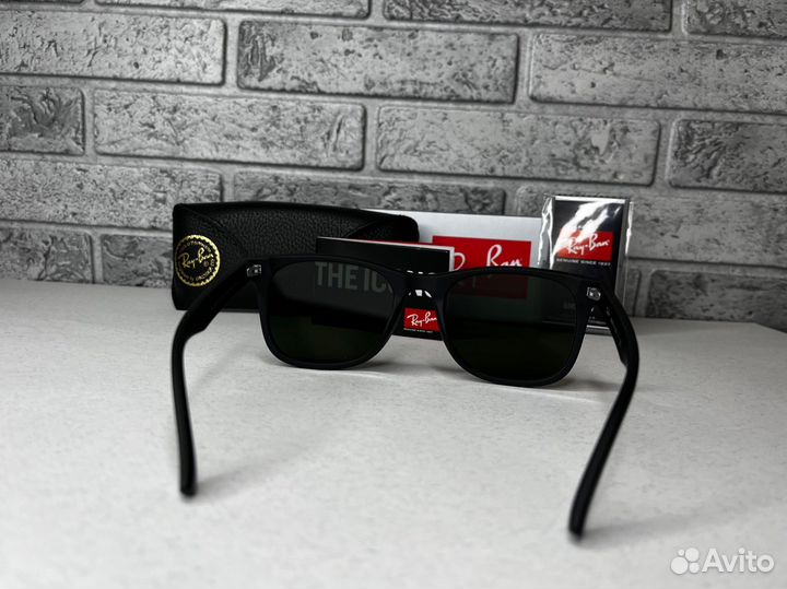 Солнцезащитные очки Ray Ban Sunglass RB 4391D