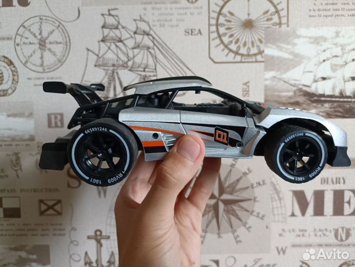 Новая машина на радиоуправлении дрифт