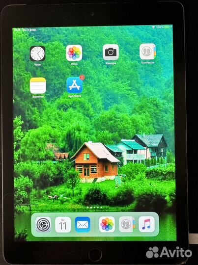 Планшет Apple iPad Air (Wi-Fi + Cellular)
