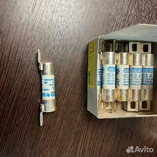 Предохранитель высоковольтный Tesla Model 3