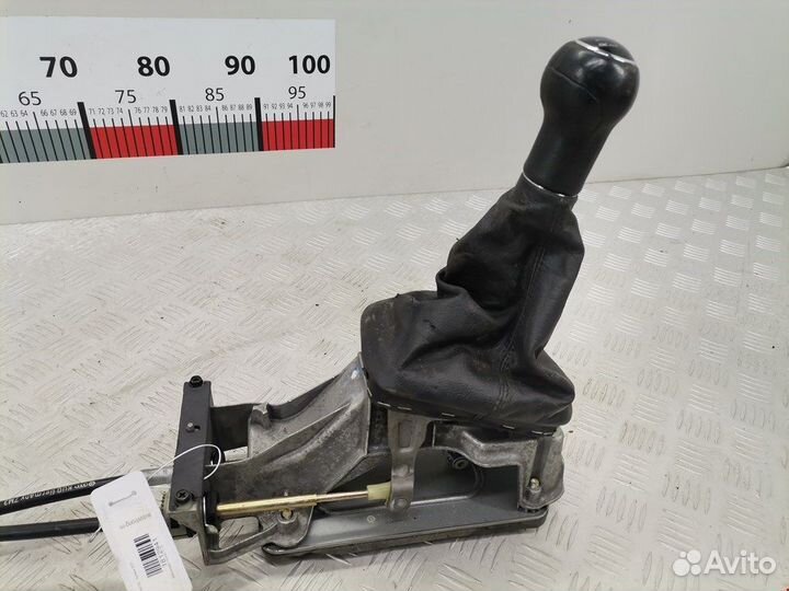 Кулиса кпп для Volkswagen Sharan 1 7M3711261