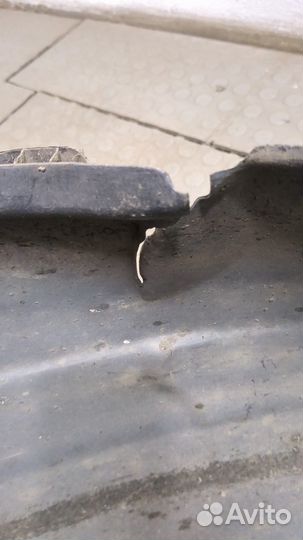 Защита арок (подкрылок) правая передняя Opel Zafira B, 2007